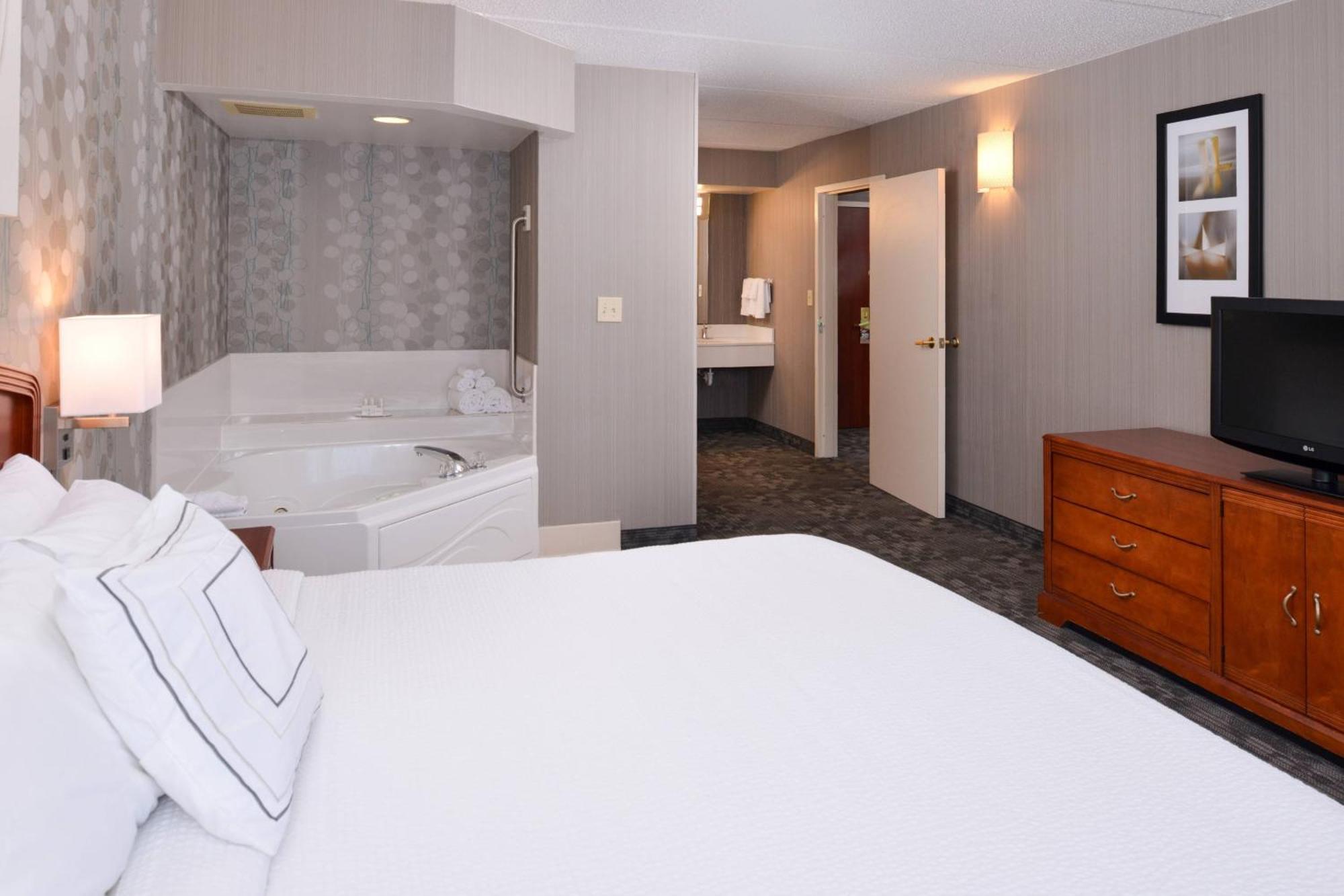 Courtyard By Marriott Charlotte Gastonia Hotel Exterior photo